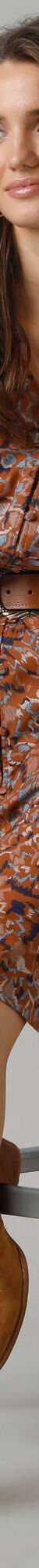 Robe chemisier boutonnée imprimée (caramel / bleu) Robe chemisier boutonnée imprimée (caramel / bleu)
